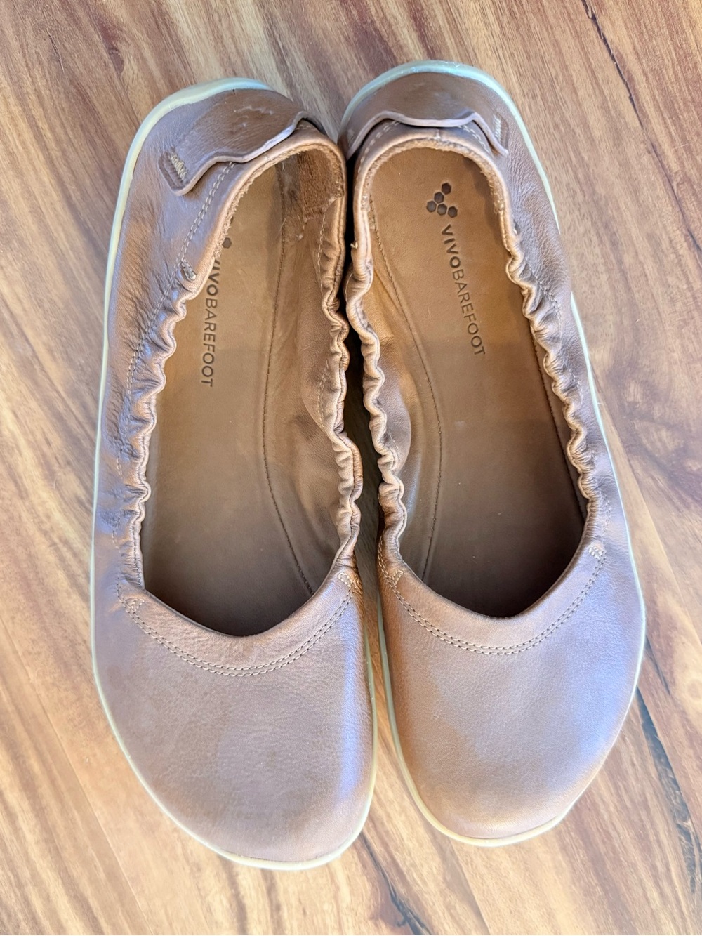 NWOT Vivo Barefoot Tan Leather Slip-On Ballet Flats